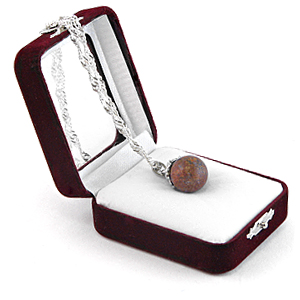 Аромакулон "Фантазия", камень - яшма, на цепочке, в подарочной упаковке 6х5 см