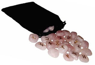 Руны из розового кварца в мешочке - 978-888395895-3, Купить в интернет-магазине