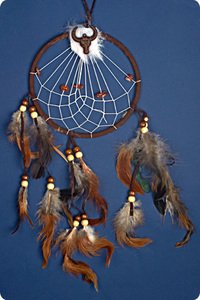 Ловушка для сна с перьями и быком-защитником, d - 16 см.