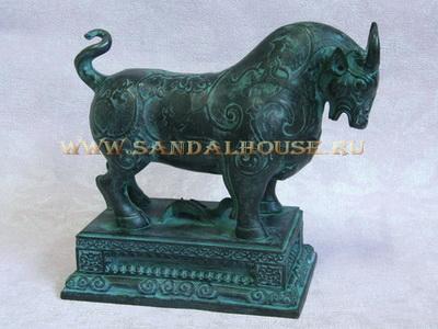 Бык 2112Q  статуэтка h~18cm бронза эпохи Шан патина