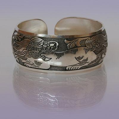 Браслет-оберег Небесный Лев металлический шир