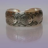 Браслет Рыбки металлический широкий A439-20