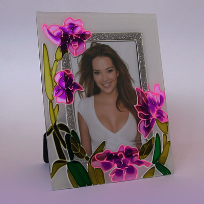 Фоторамка A43 Белая Ирисы 23 X 18см