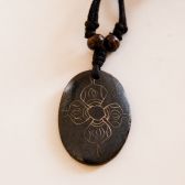 Амулет из кости на шею Nepal BP04-22