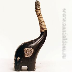 IEACA580 Слоник хобот к небу h-17cm