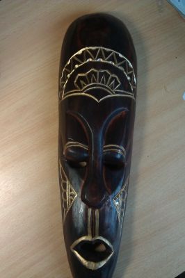 Маска настенная SIST1312 Дерево Суар роспись h-50см Остерегающая от злых духов ― Сандаловый Дом СПб - Интернет-магазин