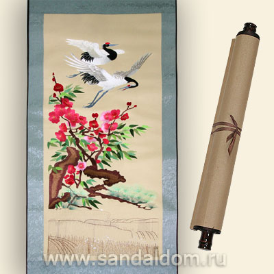 Свиток шелк, вышивка. Два аиста и сакура 136x46sm