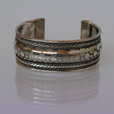 Браслет-оберег, Орнамент ЗМЕЯ, под серебро, Индия