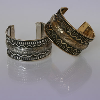 Браслет-оберег Цветы, h=4см, Индия