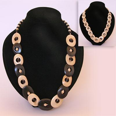 Колье Овальные бусины, кость Индия