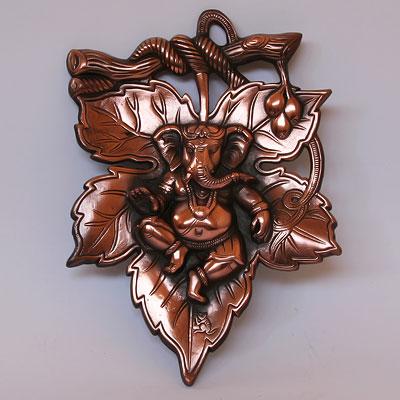 Панно Ганеш на листе, 29 X 21см, Легкий сплав, Индия